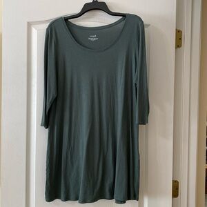 J Jill green tunic with ballet sleeves. Size XL.